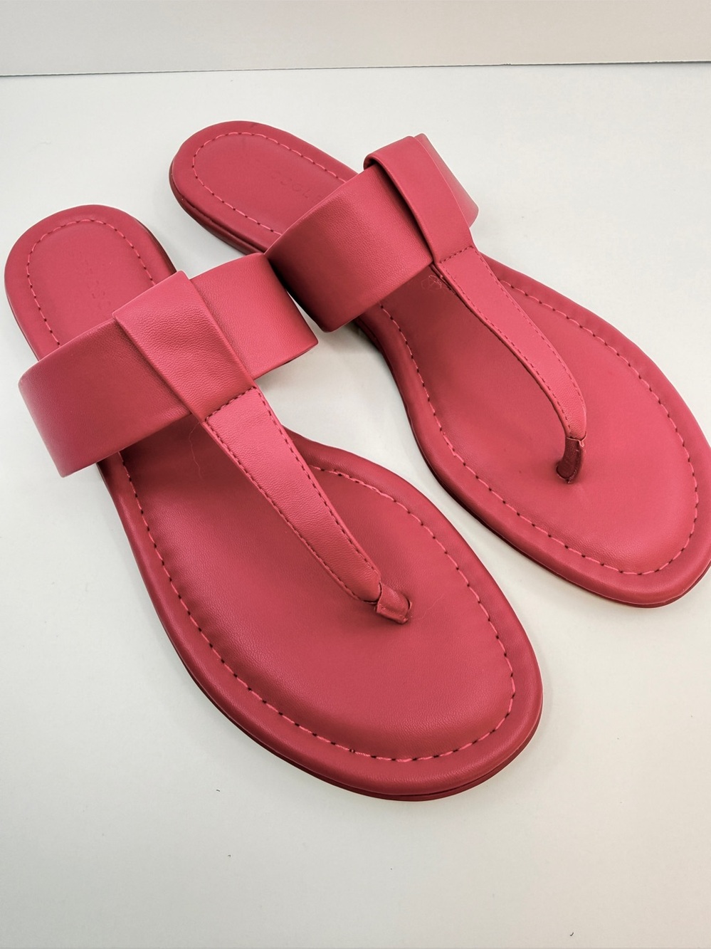 Comfy Aerosoles Women's Catty Flat Sandals. Size 10